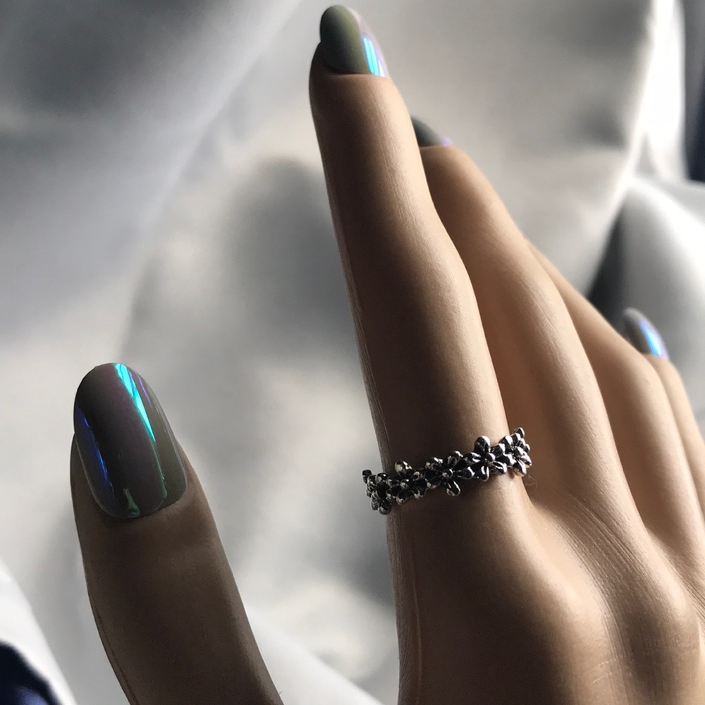 VINTAGE STYLE FLOWER RING!✌🏼🌻 - Picture 3 of 5